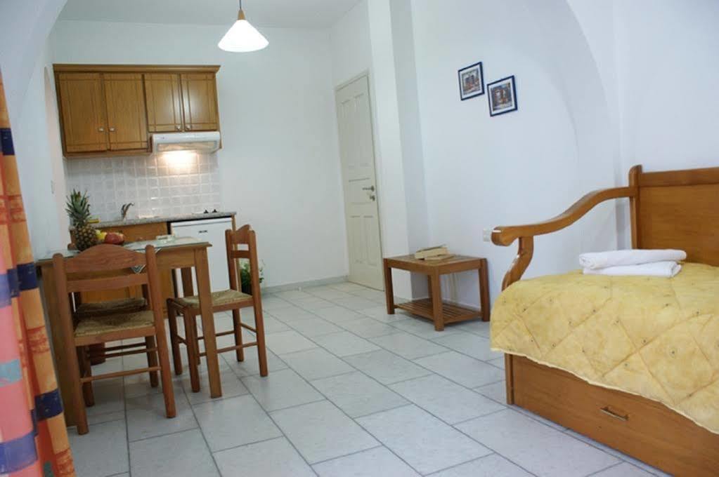 Naxos Dream Calypso Studios Naxos City ภายนอก รูปภาพ